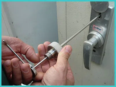 Advanced Locksmith Service Kansas City, MO 816-425-3481 - 5-lock-opening